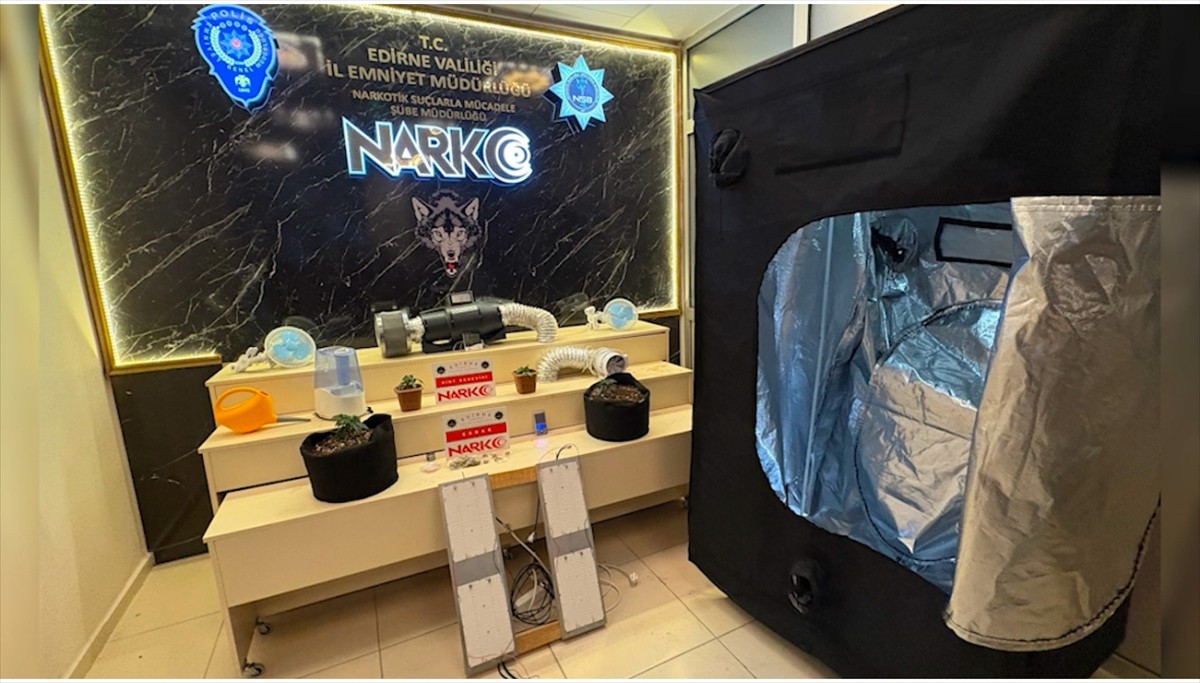 Edirne'de uyuşturucu ticareti yaptığı iddiasıyla gözaltına alınan zanlı tutuklandı. Polis ekipleri...