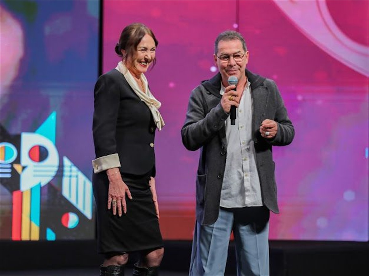 Esenler Belediyesi tarafından düzenlenen "5. Esenler Film Festivali" açılış programı, Dr. Kadir...