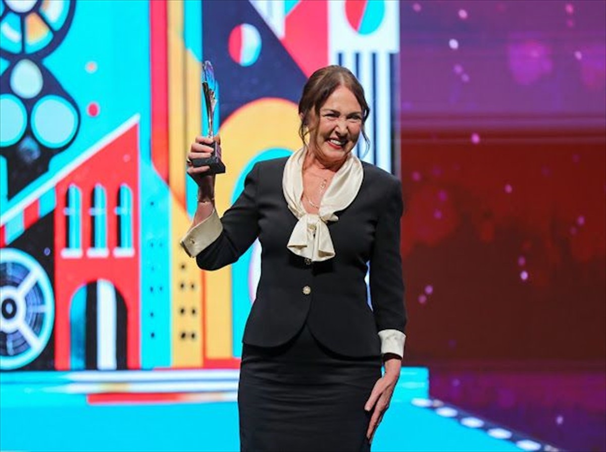 Esenler Belediyesi tarafından düzenlenen "5. Esenler Film Festivali" açılış programı, Dr. Kadir...