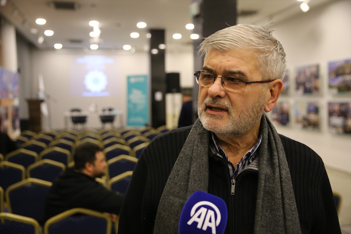 Eski Bosna Hersek Kayıp Kişiler Enstitüsü Başkanı ve insan hakları aktivisti Amor Masovic...