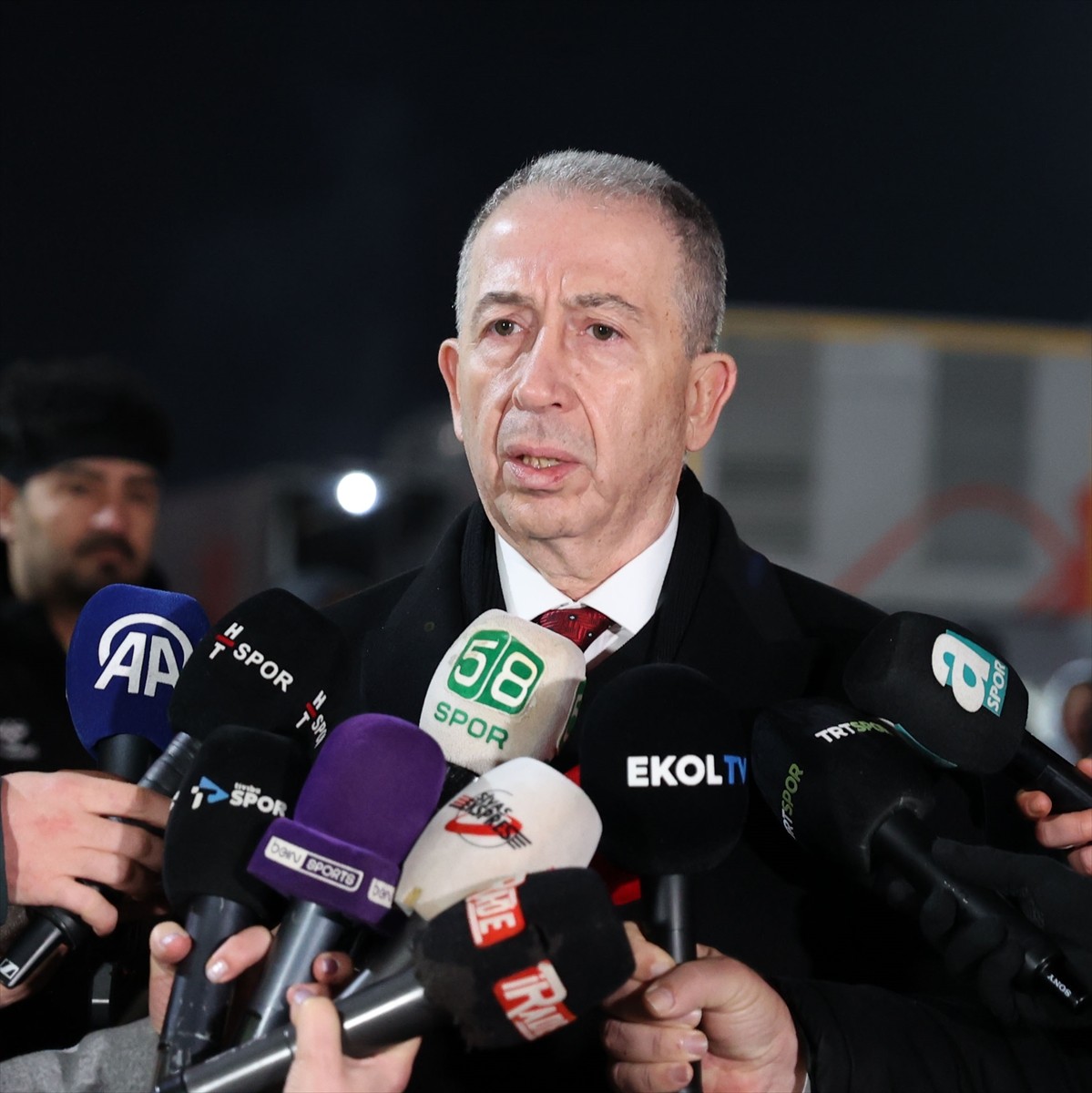 Galatasaray Kulübü İkinci Başkanı Metin Öztürk, Trendyol Süper Lig'in 15. haftasında deplasmanda...