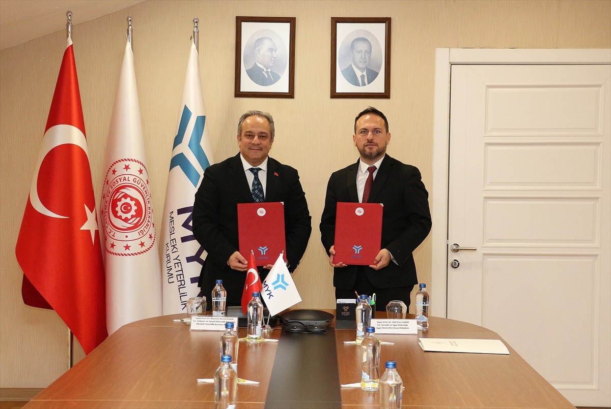 Gençlik ve Spor Bakanlığı ile Mesleki Yeterlilik Kurumu (MYK) arasında antrenörlük mesleğinin...