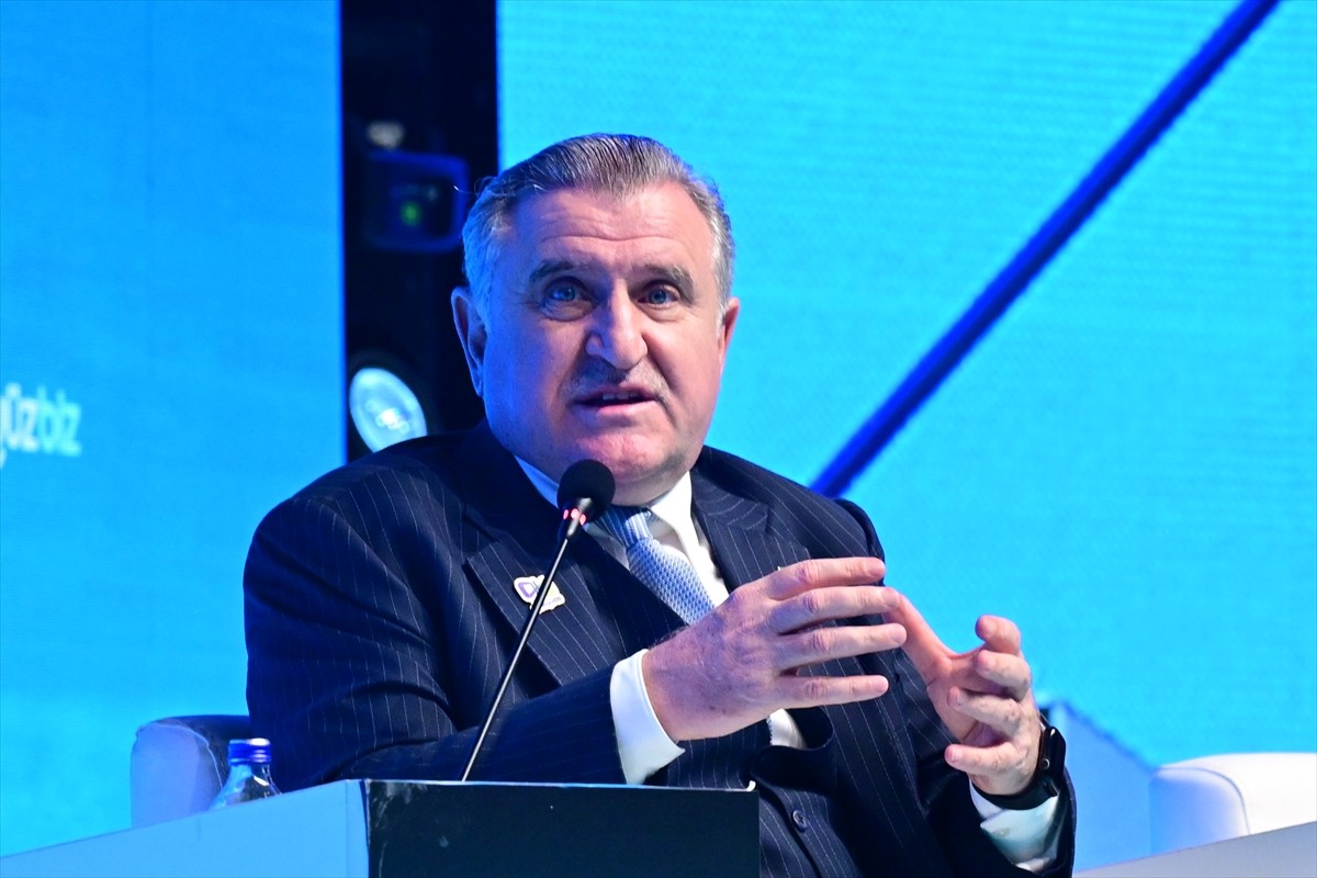 Gençlik ve Spor Bakanlığı tarafından 5 Aralık Dünya Gönüllüler Günü dolayısıyla, İstanbul Lütfi...