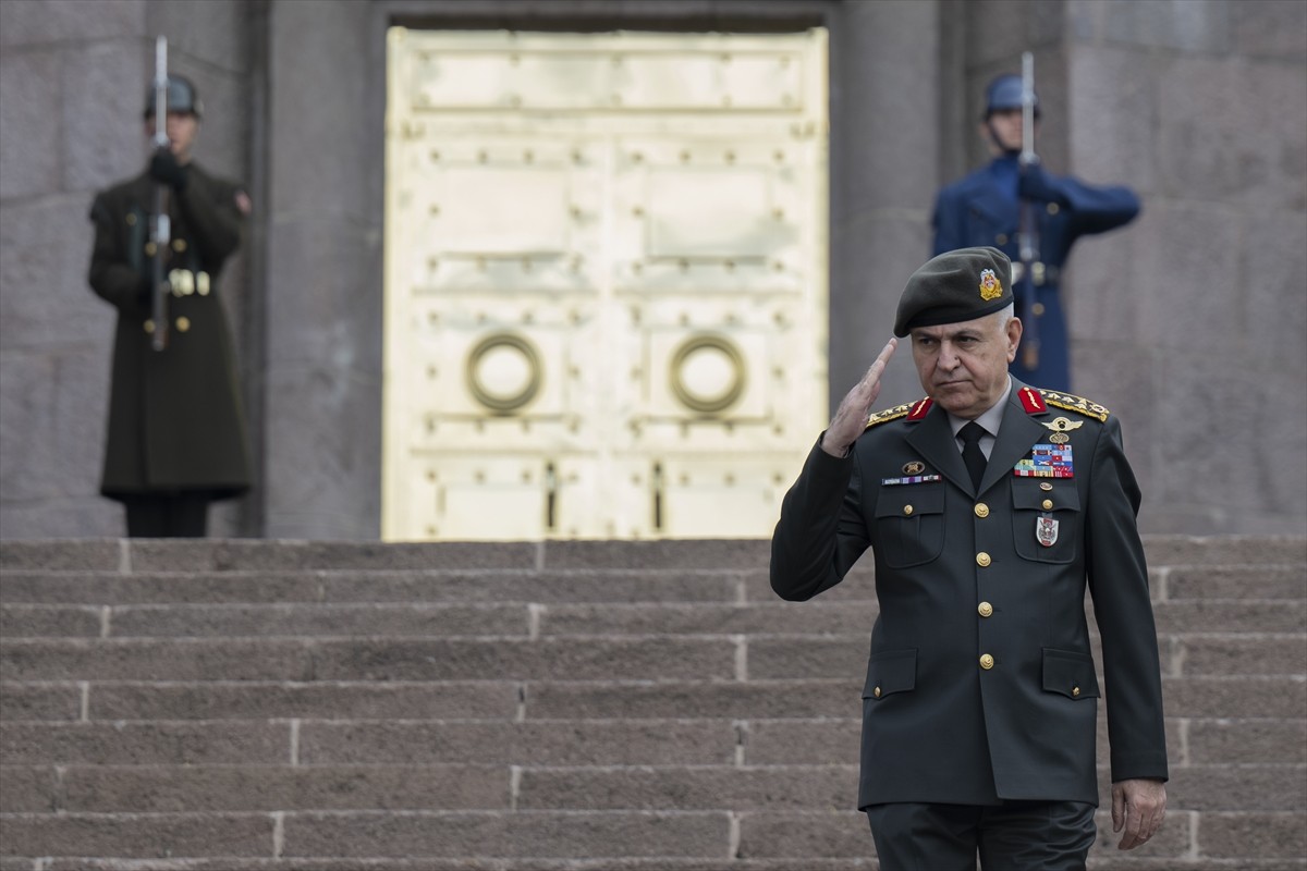 Genelkurmay Başkanı Orgeneral Metin Gürak, Suudi Arabistan Genelkurmay Başkanı Orgeneral Feyyaz...