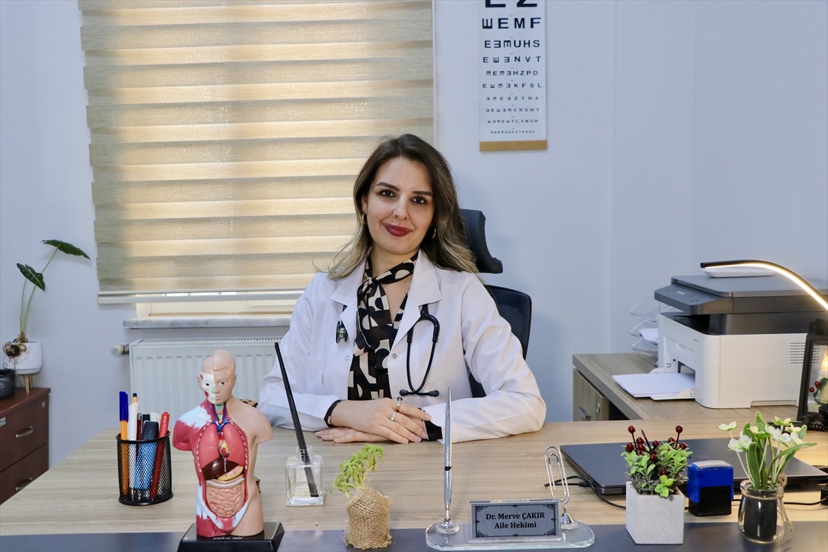 Hekim başına düşen kayıtlı nüfus sayısının azaltılması dolayısıyla hastalara daha fazla zaman...