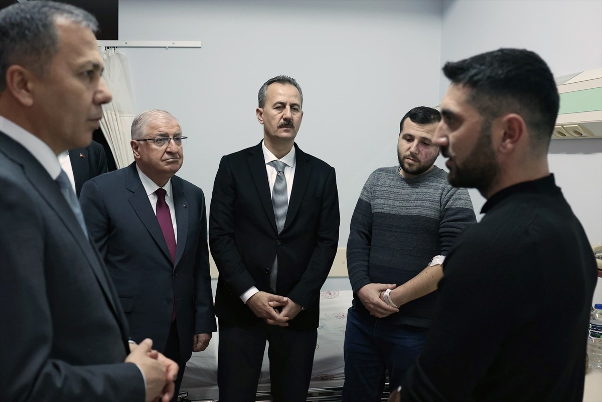 İçişleri Bakanı Ali Yerlikaya, Milli Savunma Bakanı Yaşar Güler, Çalışma ve Sosyal Güvenlik Bakanı...