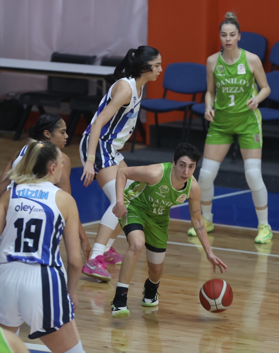 ING Kadınlar Basketbol Süper Ligi'nin 15. haftasında Danilos Pizza, deplasmanda Bodrum Basketbol'u...