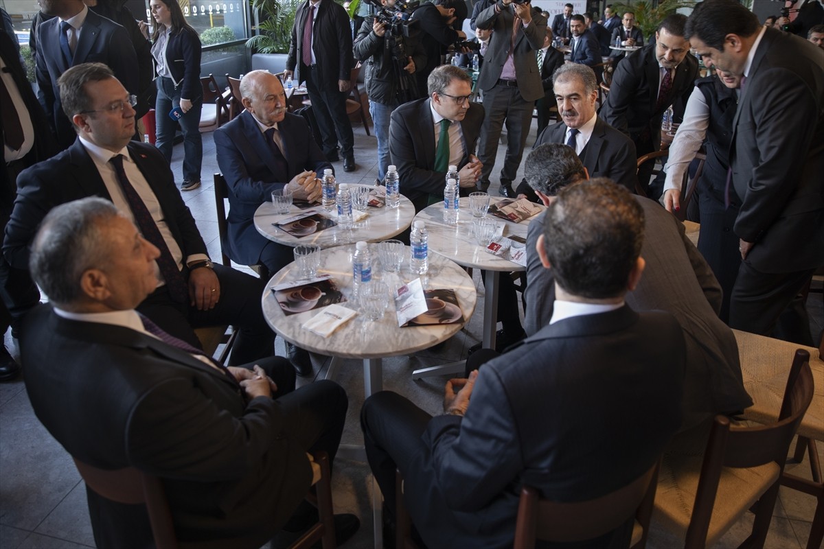 Irak’ın Erbil kentinde, Türkiye'nin Erbil Başkonsolosluğu tarafından 5 Aralık "Dünya Türk Kahvesi...