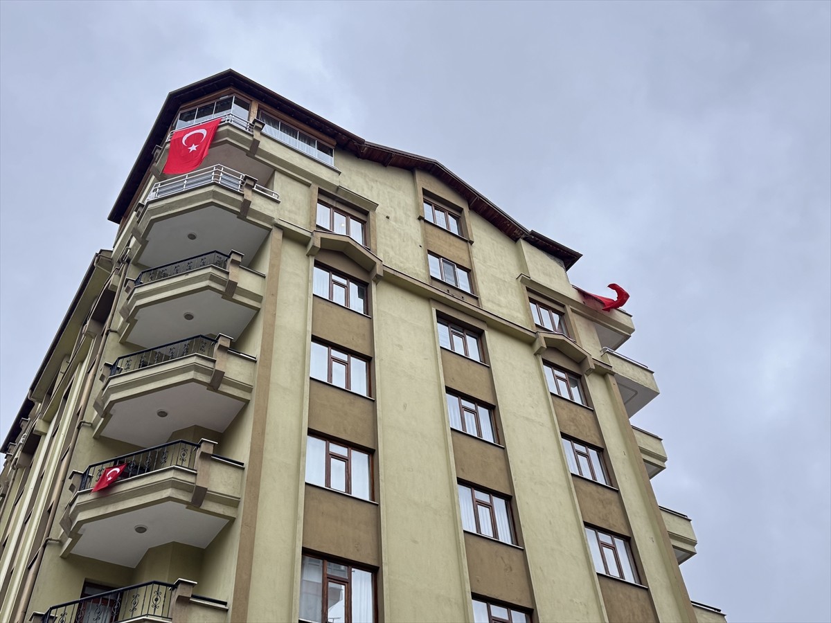 Isparta'da meydana gelen helikopter kazasında şehit olan UH/Teknisyen Astsubay Kıdemli Çavuş...