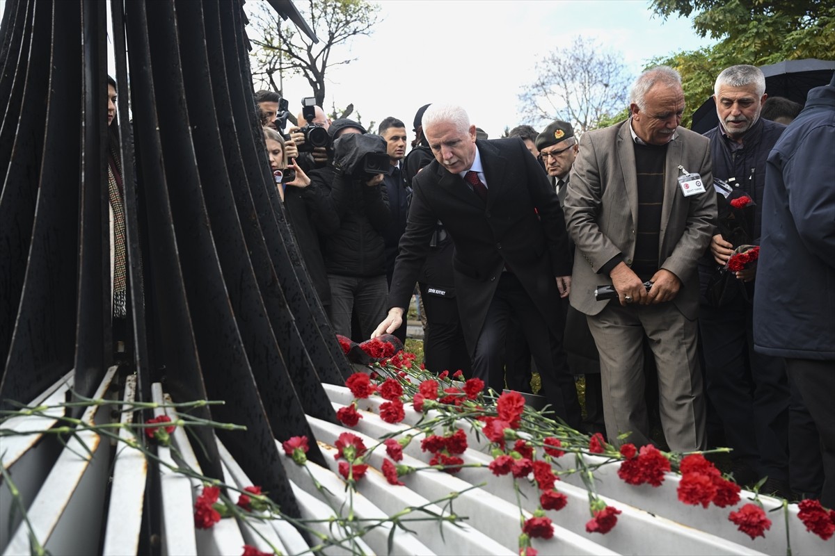 İstanbul'da 10 Aralık 2016'da meydana gelen hain terör saldırısında şehit olan 40'ı emniyet...