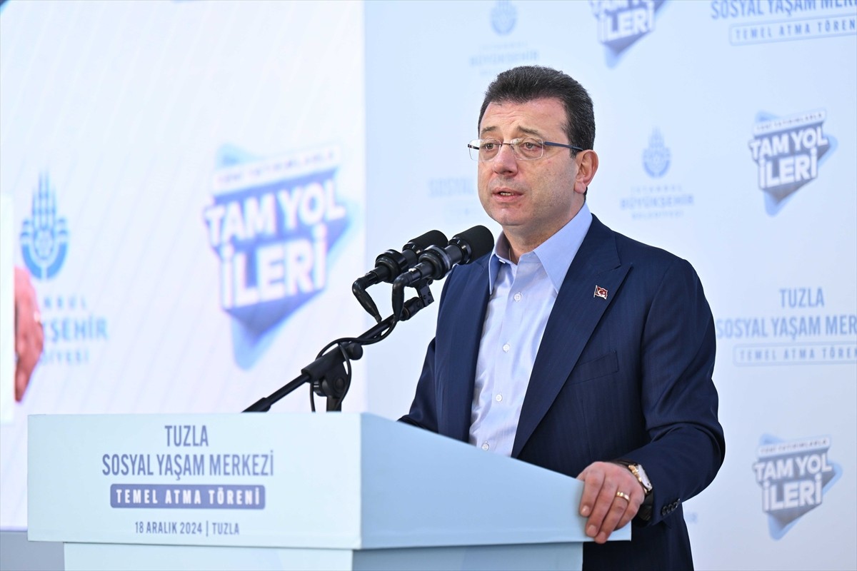 İstanbul Büyükşehir Belediyesince (İBB), Tuzla Aydınlı Mahallesi'nde yapılacak sosyal yaşam...