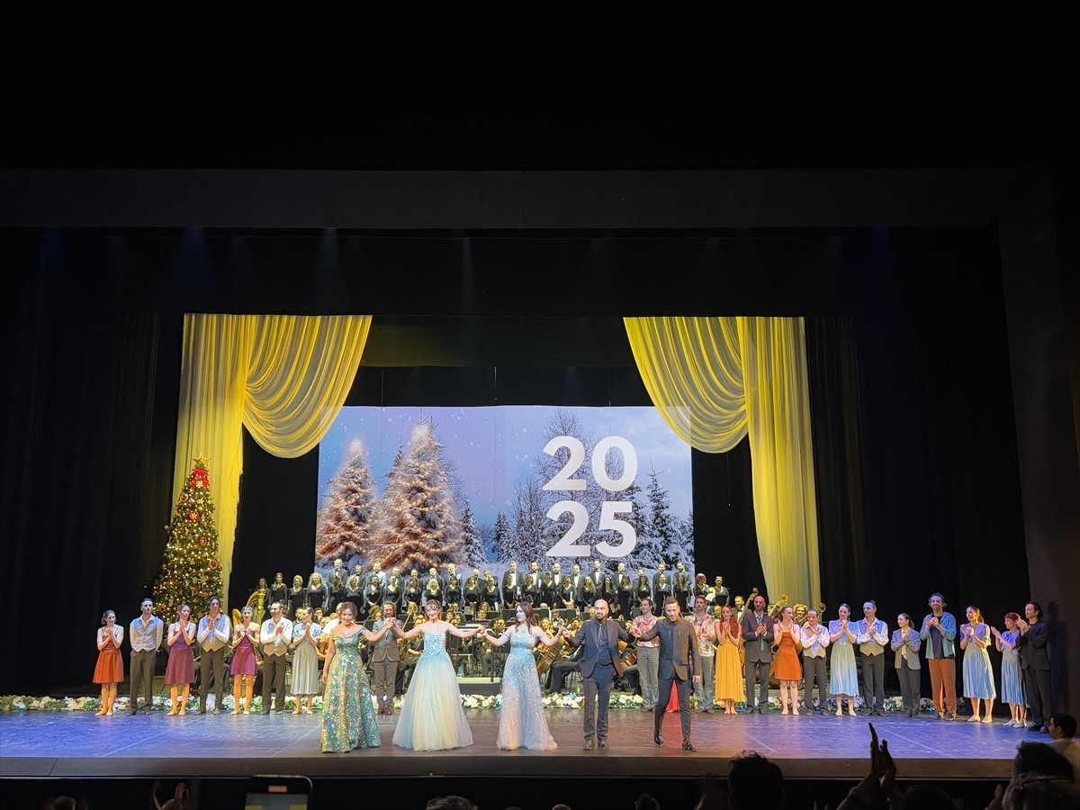 İstanbul Devlet Opera ve Balesi'nin (İDOB) "Yeni Yıl Konseri" Atatürk Kültür Merkezi Türk Telekom...