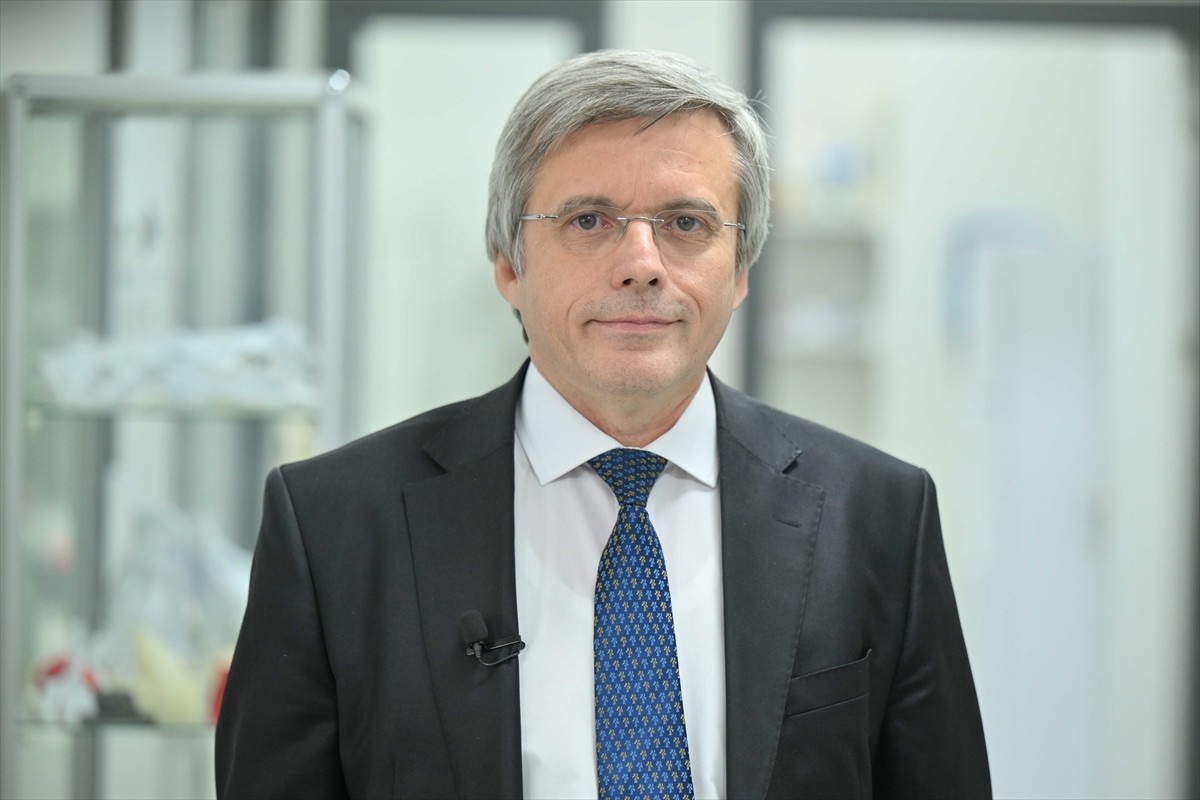 İstanbul Üniversitesi (İÜ)-Cerrahpaşa ile Harvard Üniversitesi işbirliğiyle yetenekli ortopedi...