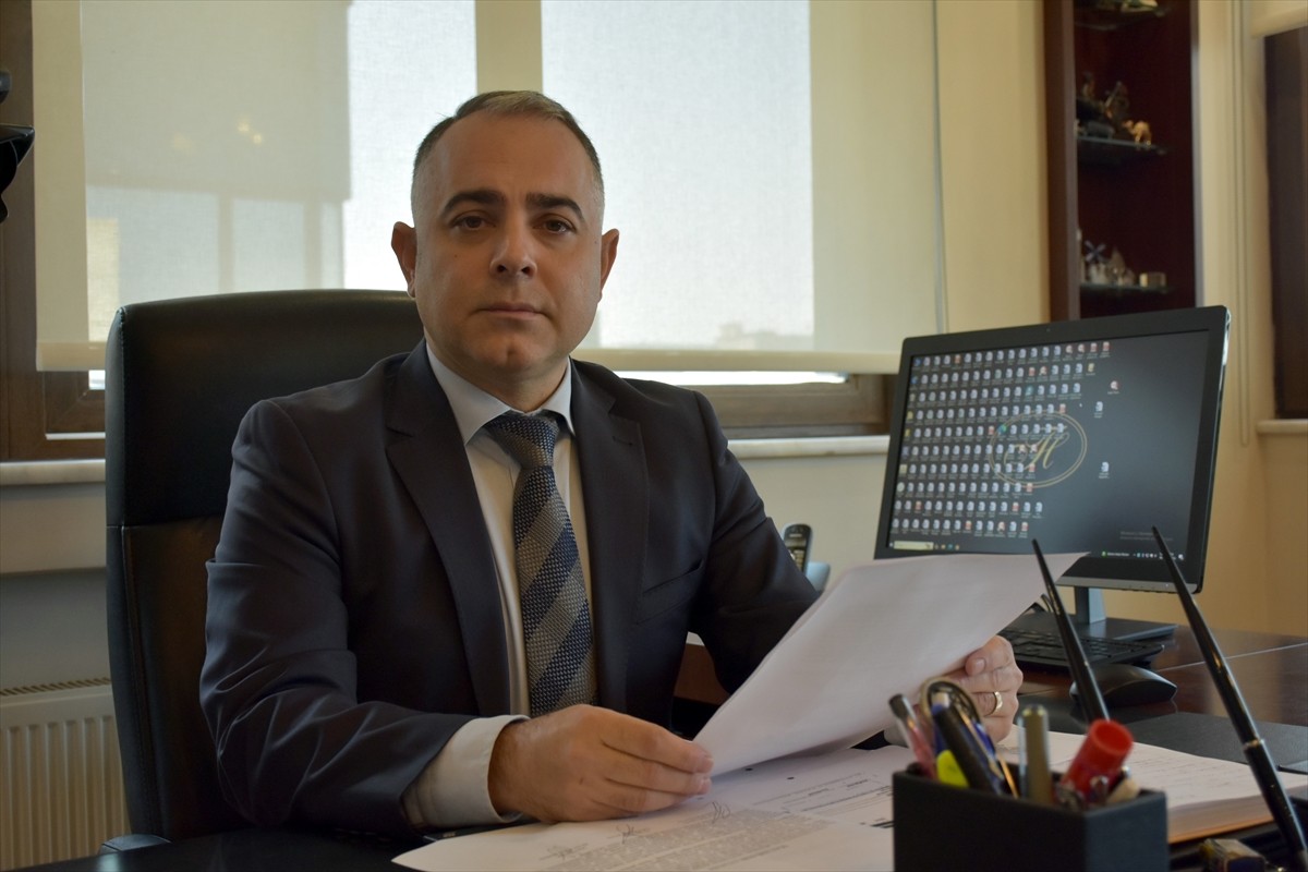 İzmir'in Konak ilçesinde 1 yaşındaki Altay Toprak Kınalı'nın ölmesine, 3 kişinin de zehirlenmesine...