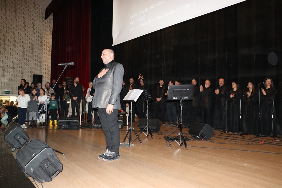 Kilis'te, Kahramanmaraş merkezli depremlerde 7 üyesini kaybeden Antakya Medeniyetler Korosu konser...
