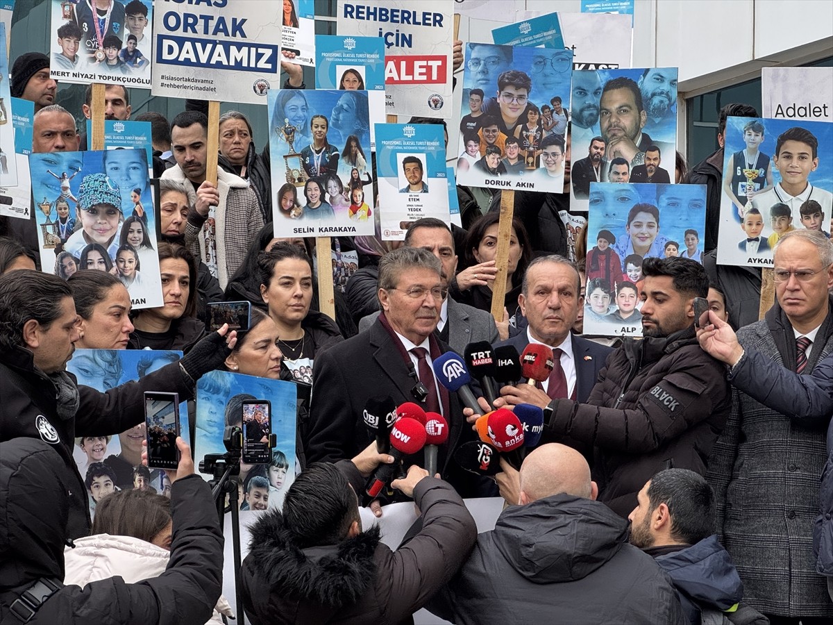 KKTC Başbakanı Ünal Üstel, Şubat 2023'teki Kahramanmaraş merkezli depremlerde yıkılan ve...