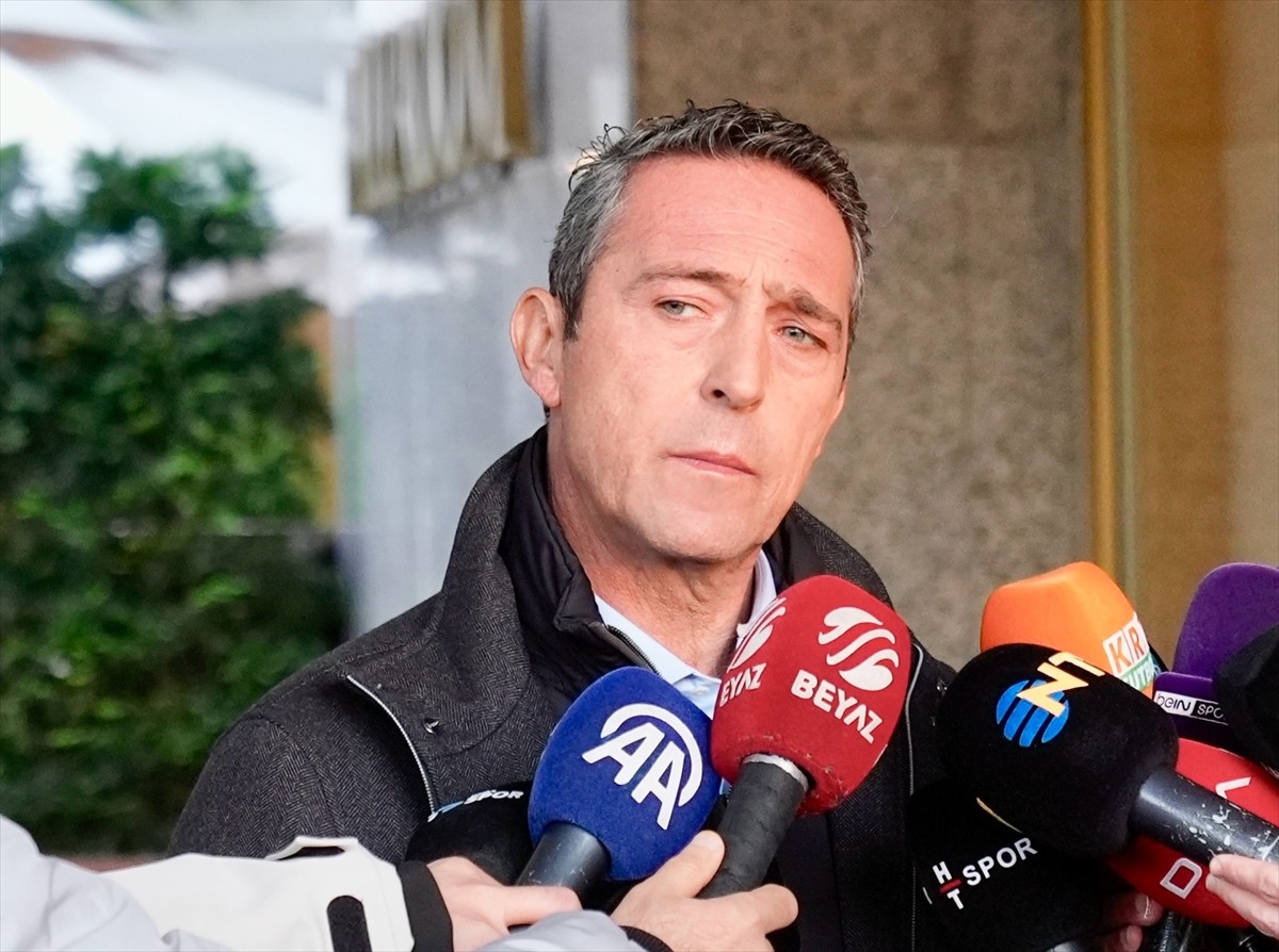 Kulüpler Birliği Vakfı Toplantısı Süper Lig ve 1. Lig ekiplerinin yetkililerinin katılımıyla...