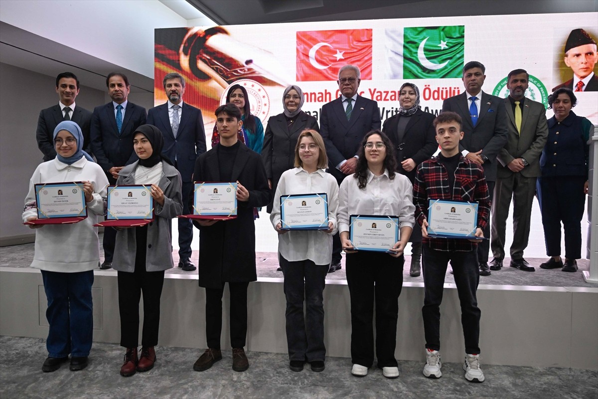 Milli Eğitim Bakanlığı ve Pakistan'ın Ankara Büyükelçiliği işbirliğinde, iki ülke arasındaki...