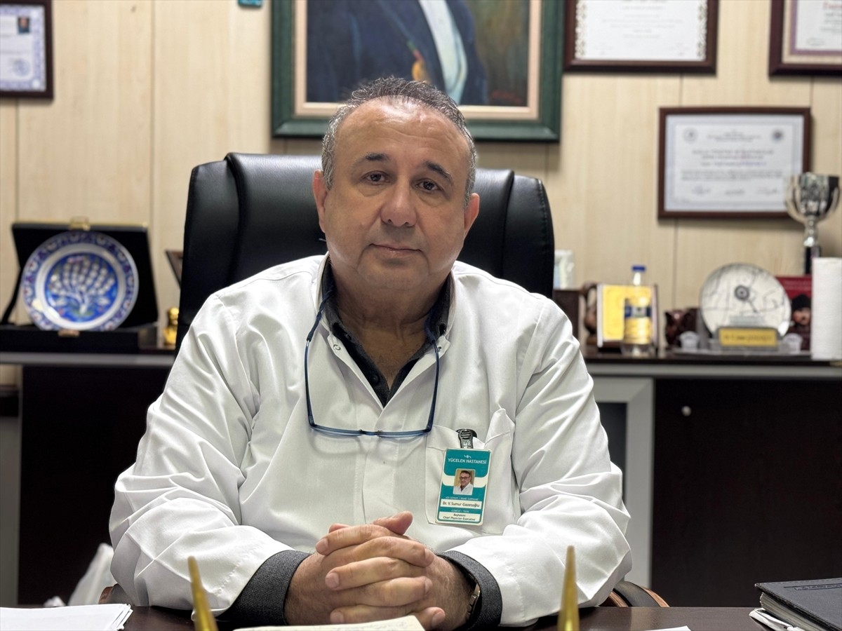 Muğla'da rahatsızlanarak hastaneye kaldırılan sanatçı Ferdi Tayfur'un yoğun bakım ünitesinde...