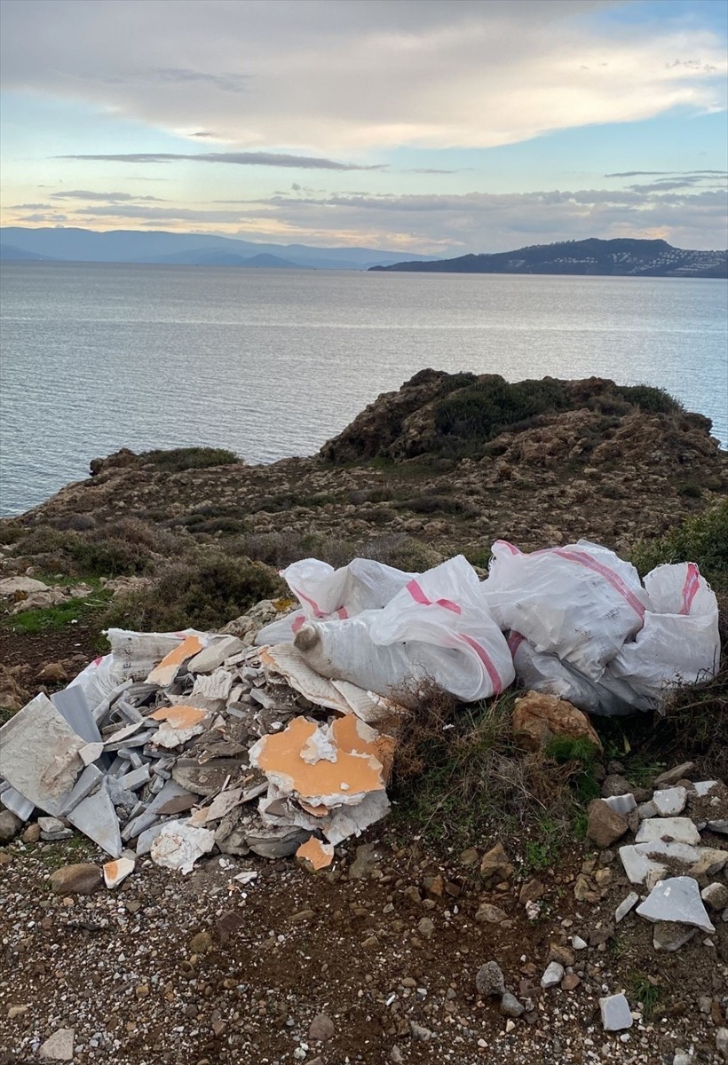 Muğla'nın Bodrum ilçesinde çevreyi kirlettiği kamerayla tespit edilenlere 957 bin 476 lira ceza...