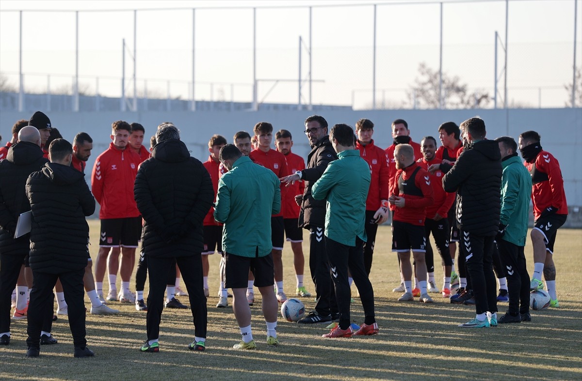 Net Global Sivasspor, Trendyol Süper Lig'in 17. haftasında sahasında Reeder Samsunspor ile...