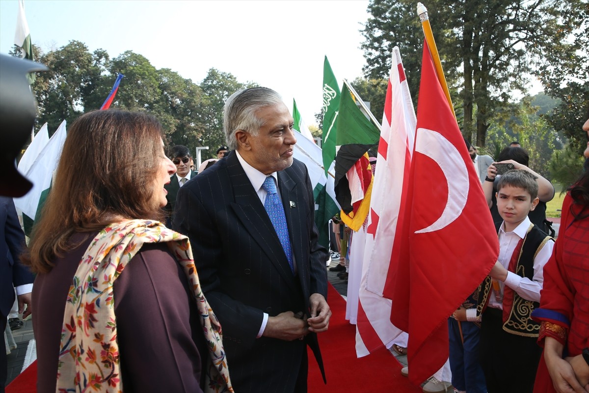 Pakistan'ın başkenti İslamabad'da düzenlenen kermes ile burada faaliyet gösteren yabancı misyonlar...
