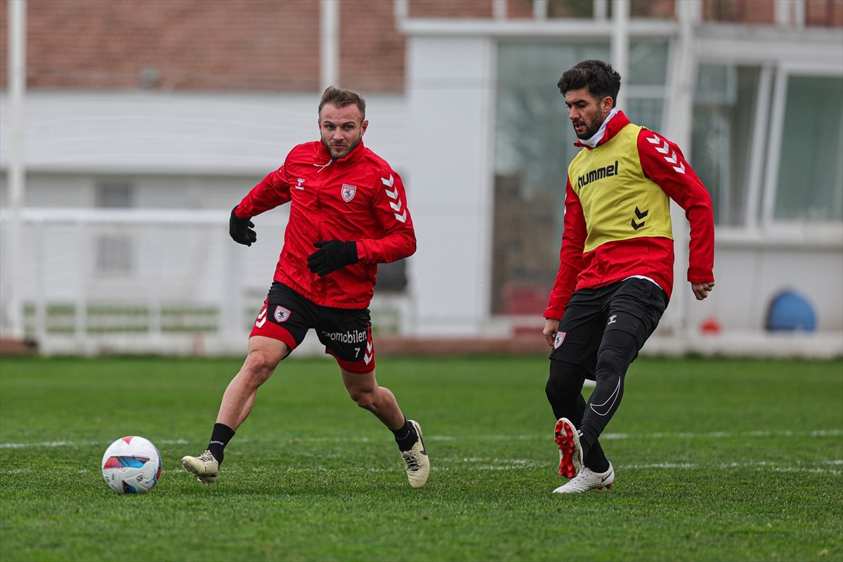 Reeder Samsunspor, Trendyol Süper Lig'in 18. haftasında 4 Ocak Cumartesi günü sahasında...