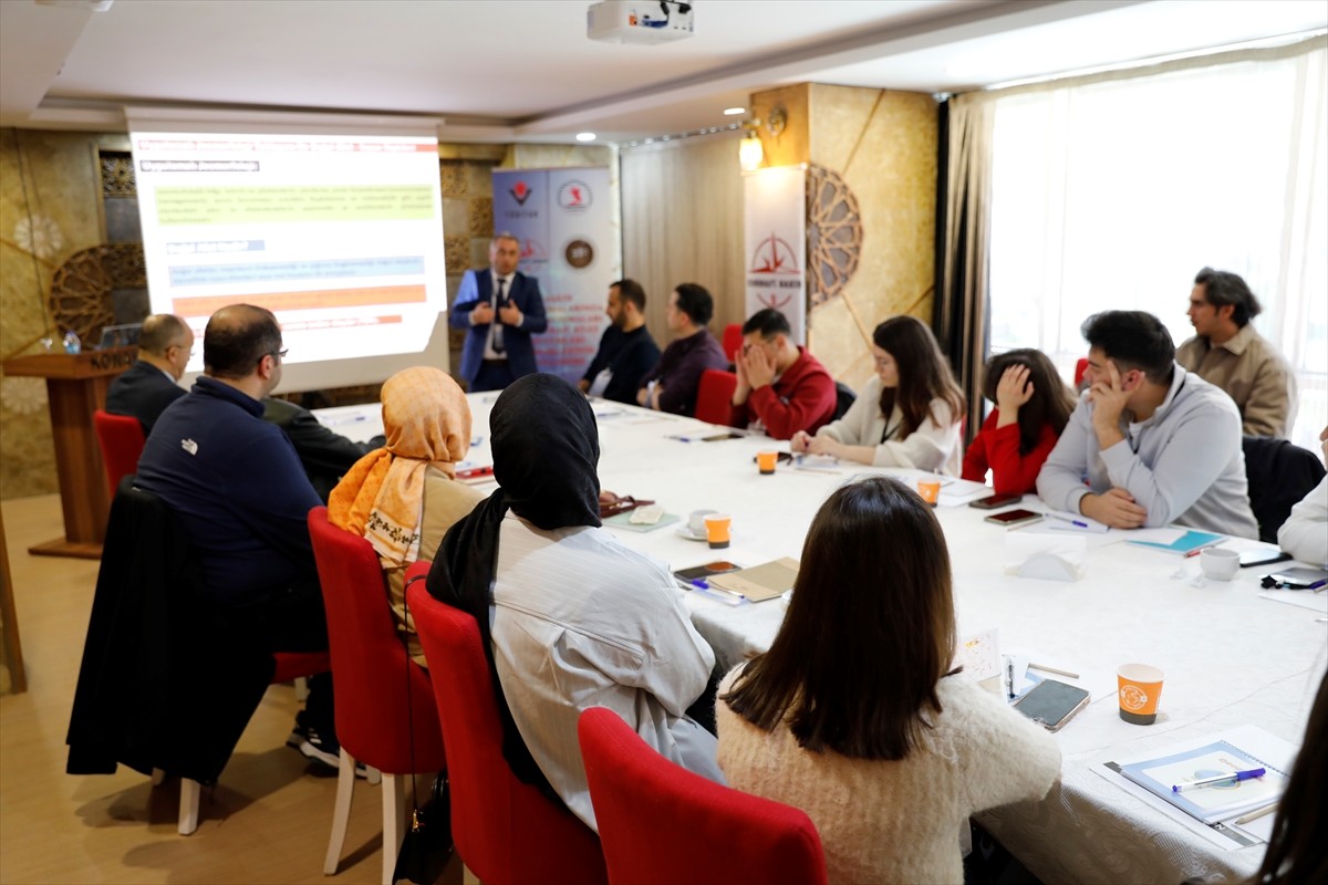 Samsun'da yüksek lisans ve doktora öğrencilerine yönelik "Taşkın Araştırmalarında Arazi...
