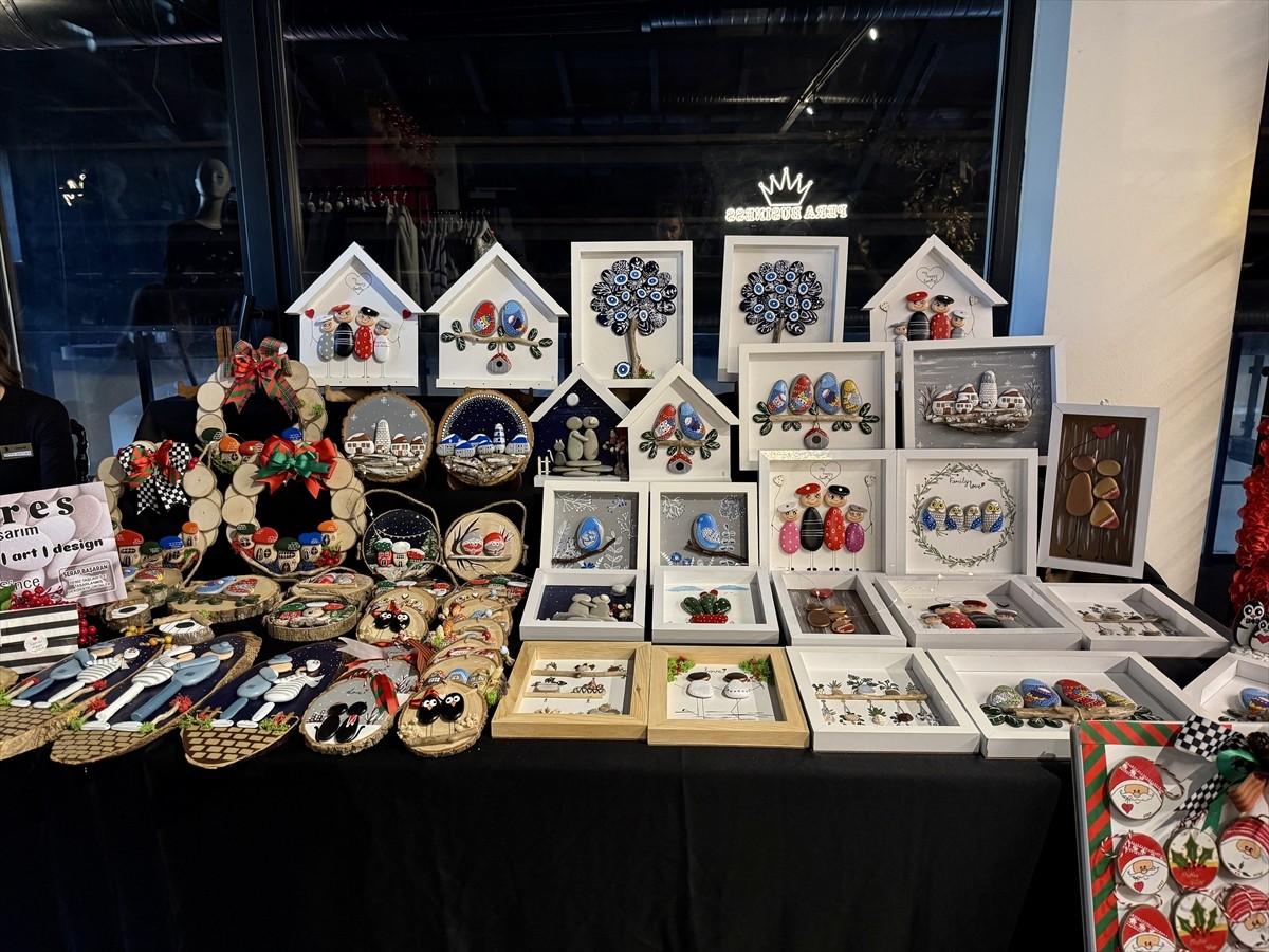 Samsun Mutluluğun Kanatları Derneğince, ihtiyaç sahibi çocuklar yararına alışveriş şenliği...