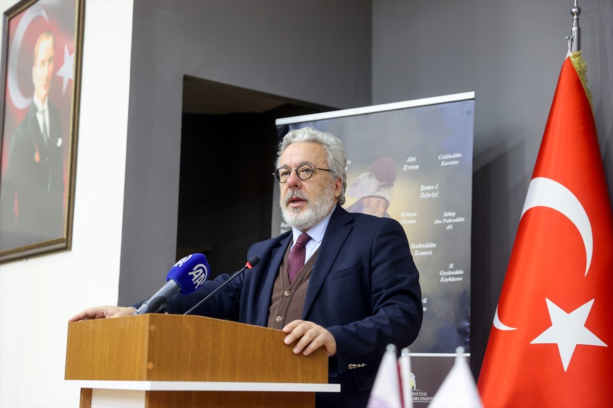 Selçuk Üniversitesi Selçuklu Araştırmaları Enstitüsünce, Mevlana'nın Selçuklu Dünyası - Bir...
