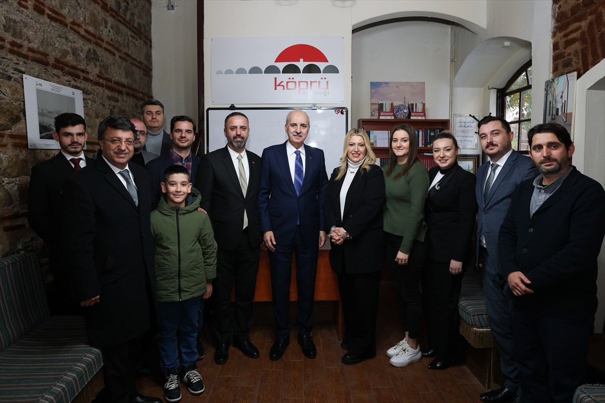 TBMM Başkanı Numan Kurtulmuş, Kuzey Makedonya’nın başkenti Üsküp’te, şehrin Türk kültürüyle...