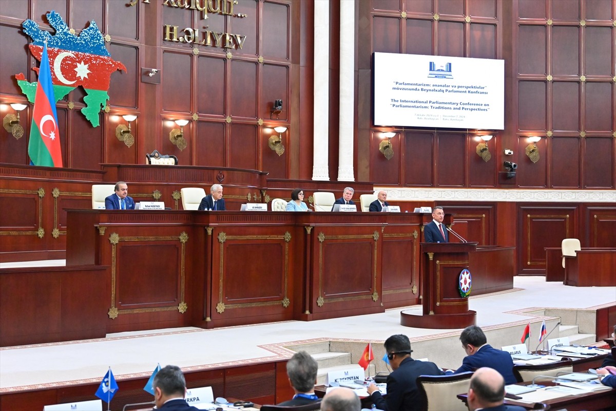 TBMM Dışişleri Komisyonu Başkanı Fuat Oktay, Azerbaycan Parlamentosunun 106. kuruluş yılı...