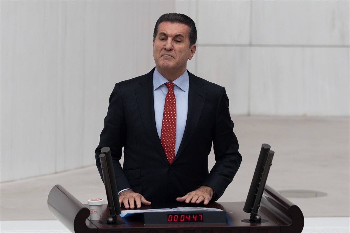 TBMM Genel Kurulu, TBMM Başkanvekili Bekir Bozdağ başkanlığında toplandı. TBMM Dijital Mecralar...