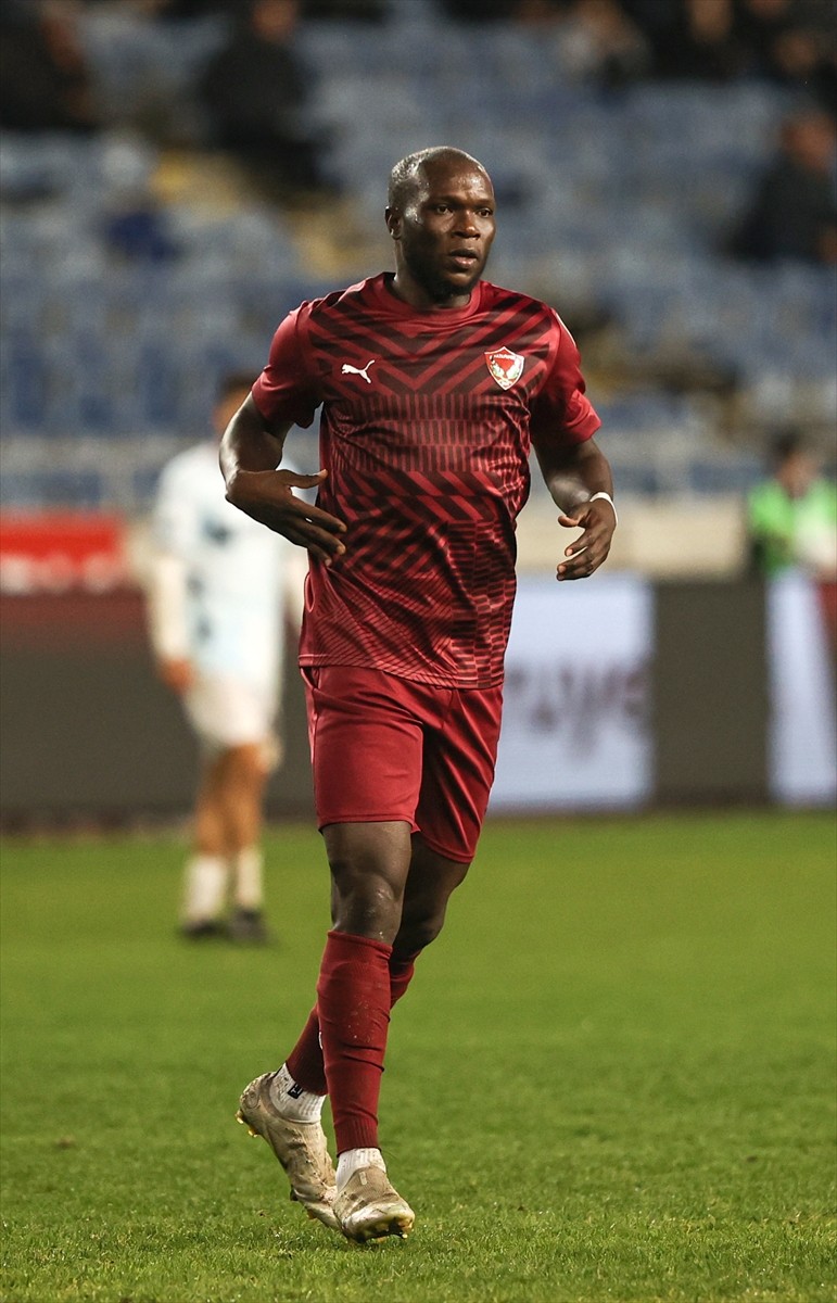 Trendyol Süper Lig'in 17. haftası, Atakaş Hatayspor ile Adana Demirspor Mersin Stadyumu'nda...