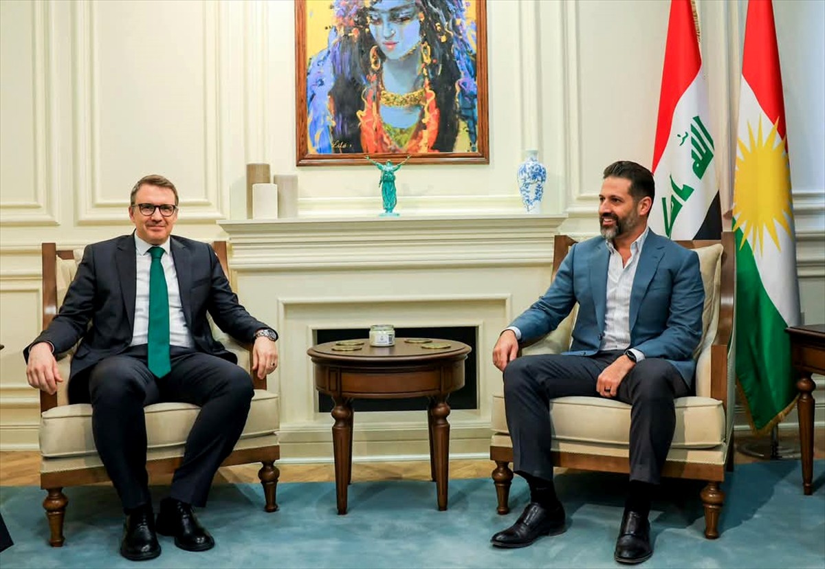Türkiye'nin Bağdat Büyükelçisi Anıl Bora İnan (solda), Erbil’deki temasları kapsamında, Irak Kürt...
