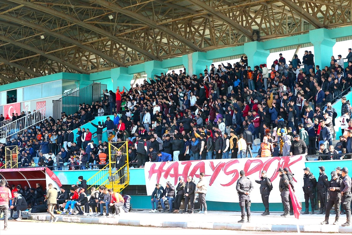 Ziraat Türkiye Kupası 5. turunda İskenderunspor ile Atakaş Hatayspor, Kırıkhan İlçe Stadı'nda...