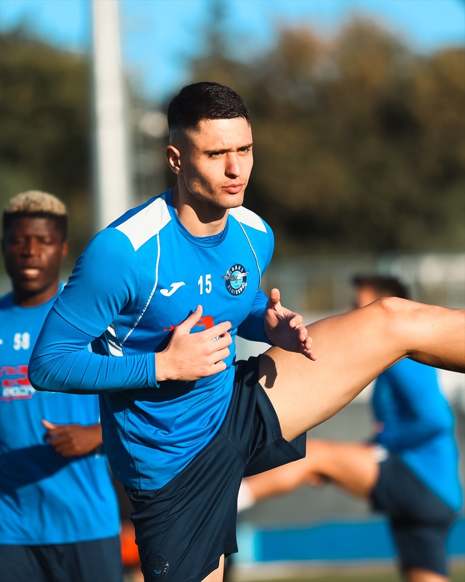 Adana Demirspor, Trendyol Süper Lig'in 20. haftasında 19 Ocak Pazar günü sahasında Fenerbahçe ile...