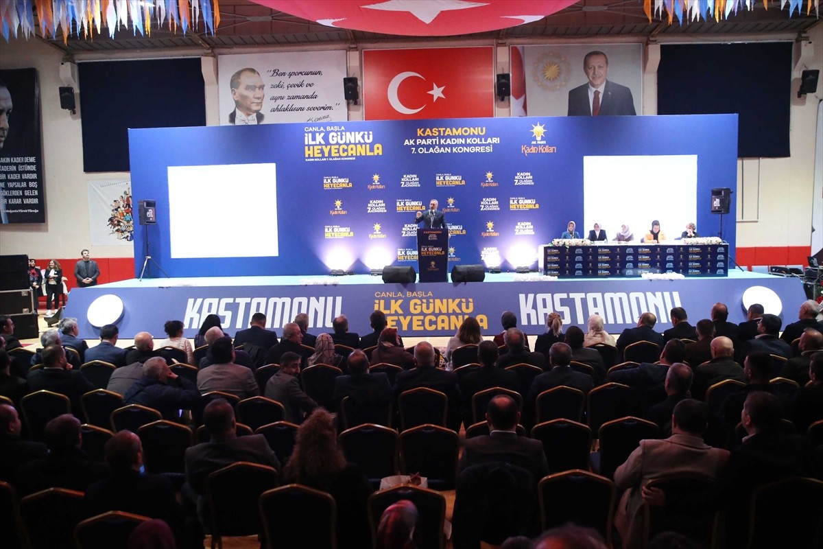 AK Parti Kastamonu İl Kadın Kolları 7. Olağan Kongresi Hüsnü Tandoğan Spor Salonu'nda...