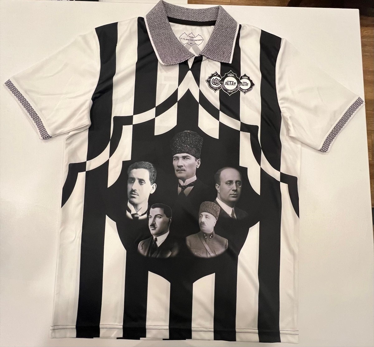 Altay Spor Kulübünün 111. kuruluş yıl dönümüne özel 111 forma hazırlandı.