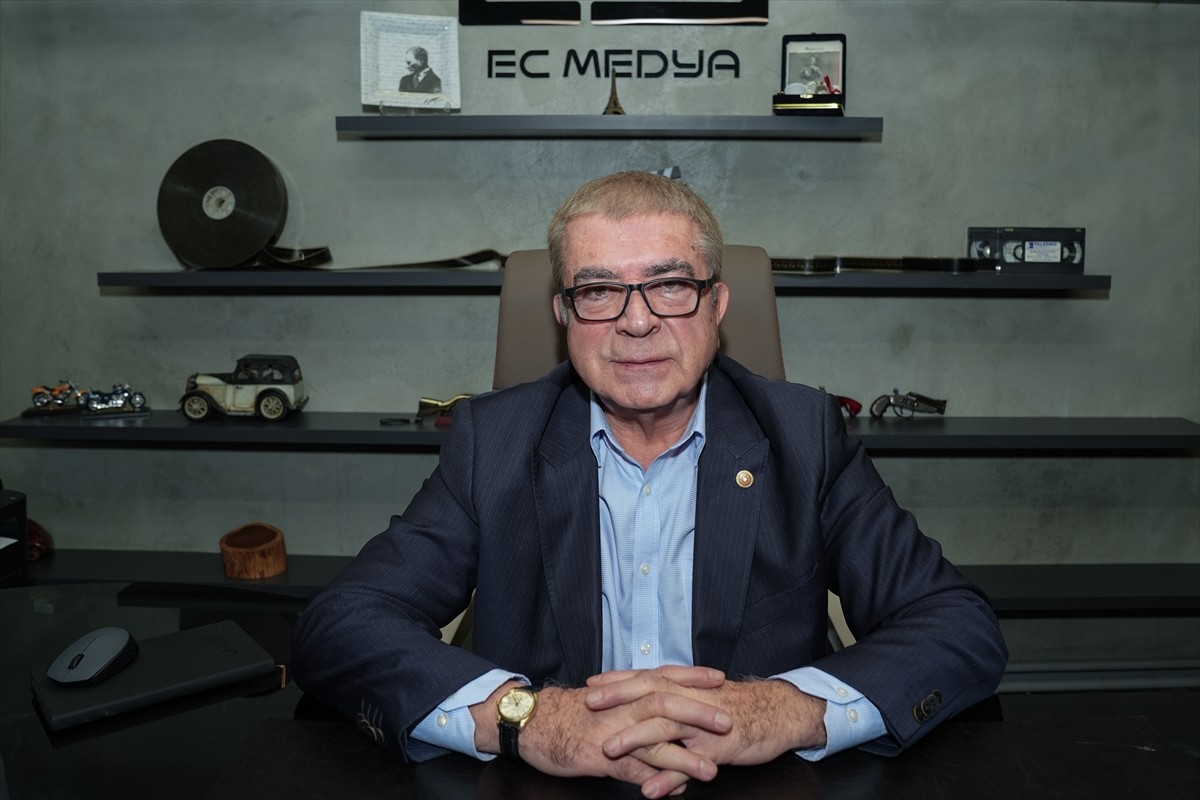 Anadolu Ajansı'nın eski Genel Müdürü Mehmet Akarca, Anadolu Ajansı'nın (AA) gözünden 2024'e damga...