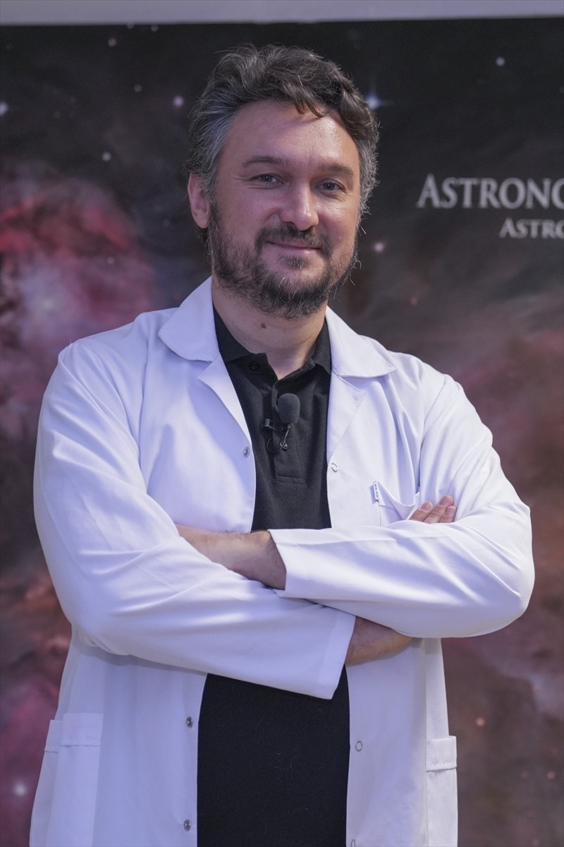 Ankara Üniversitesi Fen Fakültesi Astronomi ve Uzay Bilimleri Bölümü Öğretim Üyesi Prof. Dr....