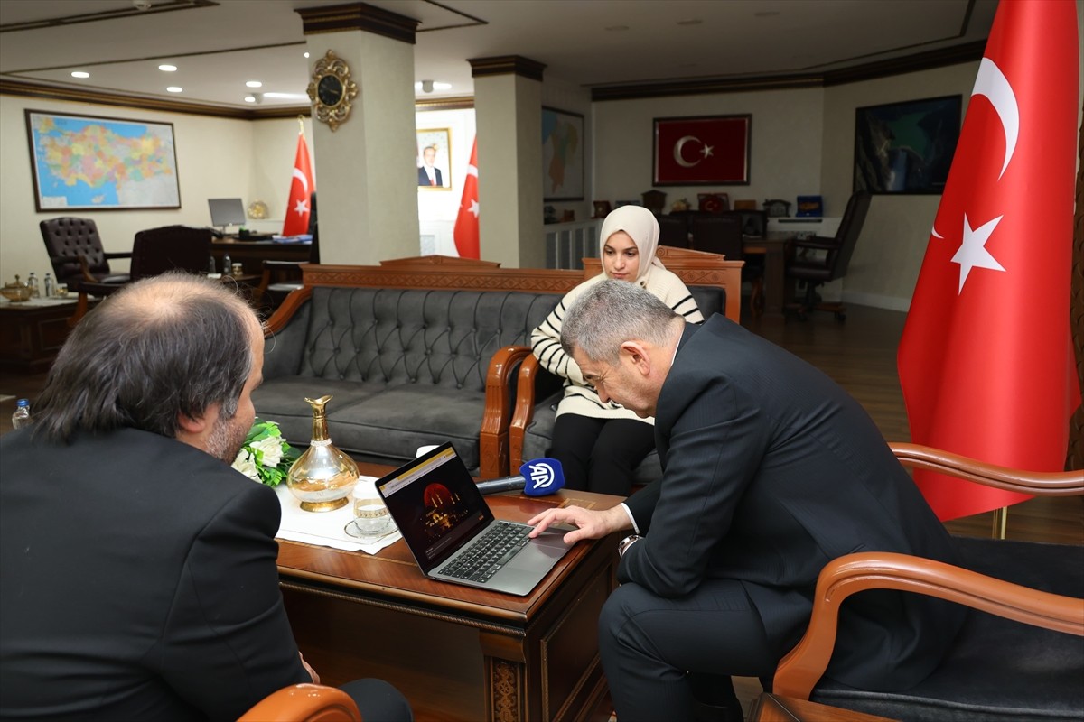 Artvin Valisi Turan Ergün, Anadolu Ajansının (AA) gözünden 2024'e damga vuran olaylara ait ve...