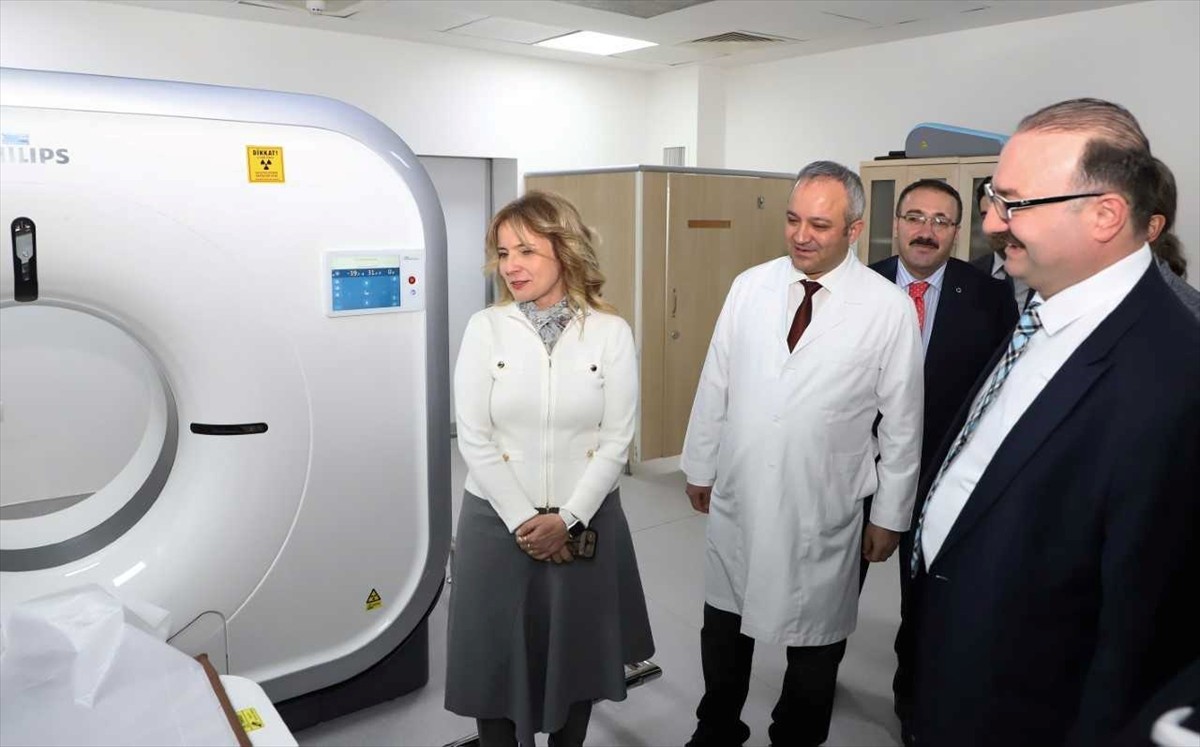 Atatürk Üniversitesi Araştırma Hastanesi'ne kazandırılan üst düzey donanımlı bilgisayarlı...