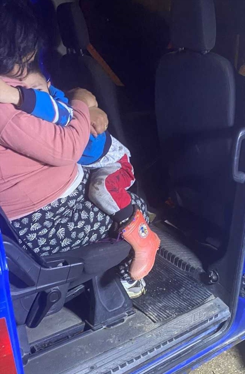  Aydın'ın Didim ilçesinde kaybolduğu düşünülen 5 yaşındaki çocuk jandarma ekiplerince...