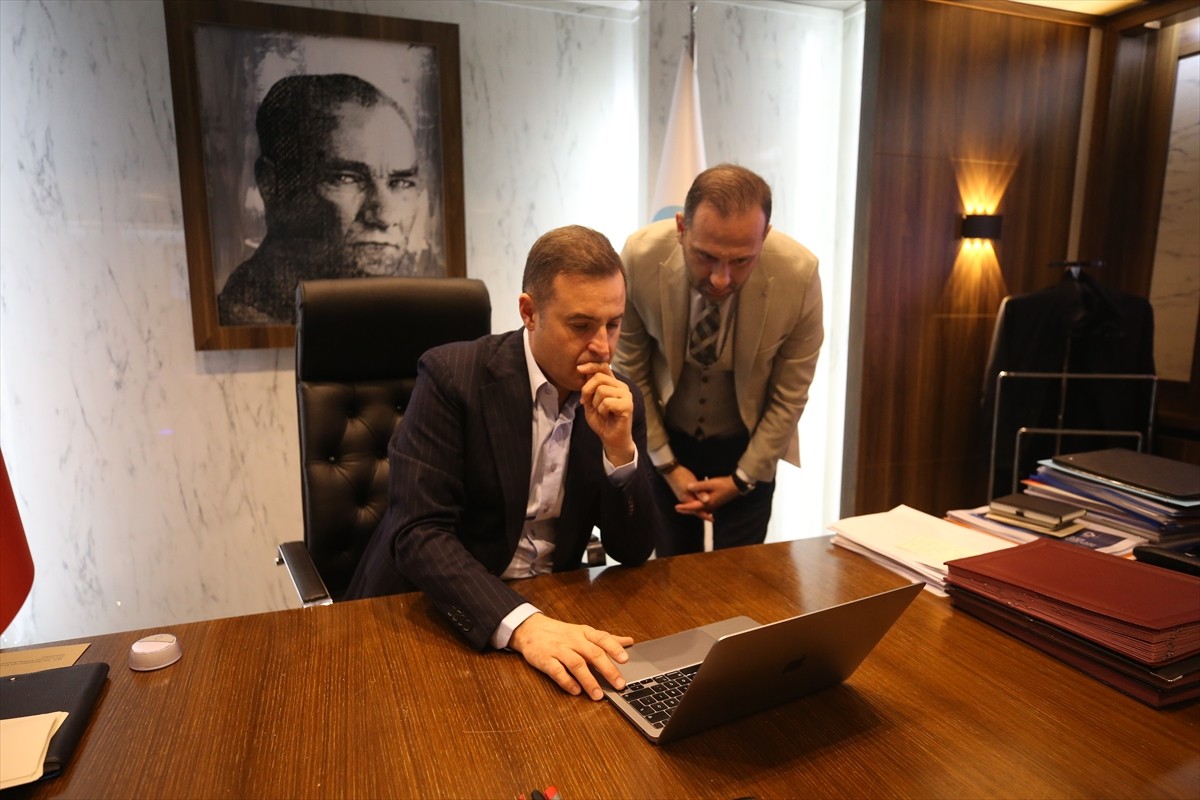 Balıkesir Büyükşehir Belediye Başkanı Ahmet Akın, Anadolu Ajansının (AA) gözünden 2024'e damga...