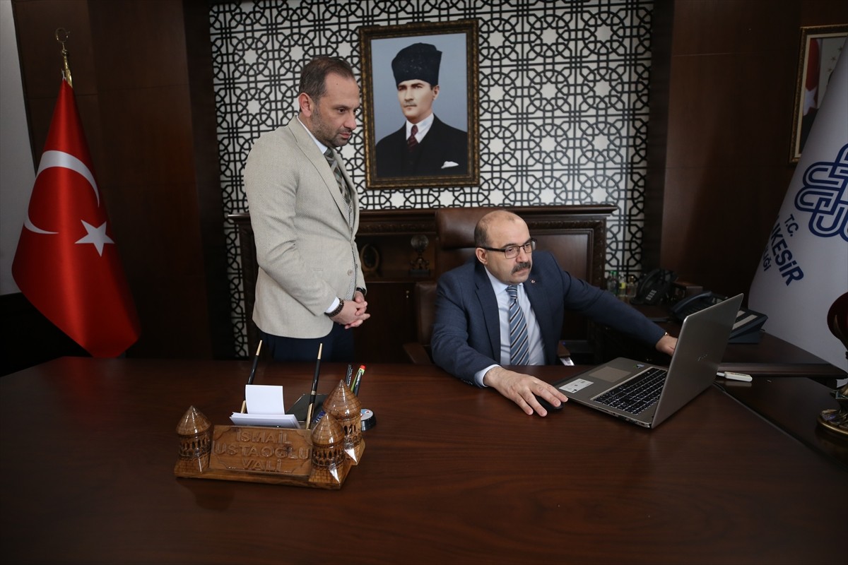 Balıkesir Valisi İsmail Ustaoğlu, Anadolu Ajansının (AA) gözünden 2024'e damga vuran olaylara ve...