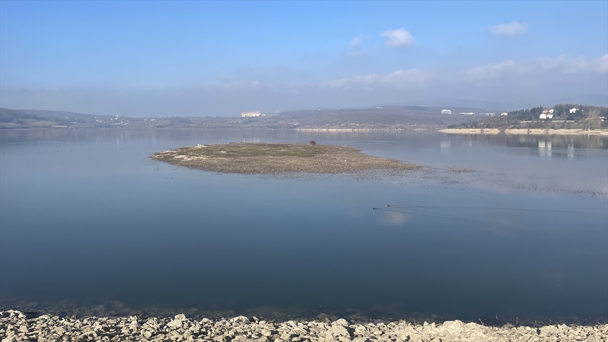 Bolu'nun içme suyu ihtiyacının karşılandığı Gölköy Barajı'nda su seviyesi yüzde 60'a...