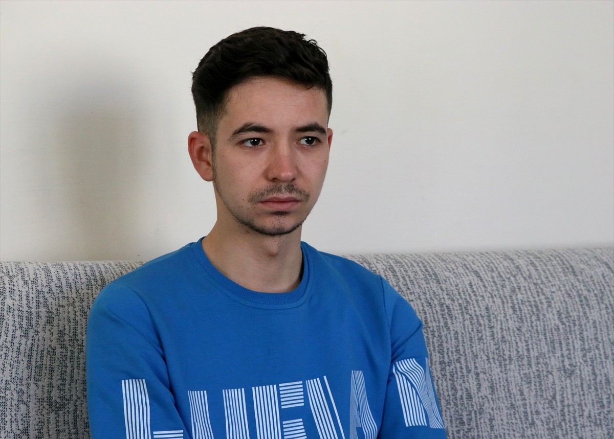 Bolu Kartalkaya Kayak Merkezi'nde 78 kişinin yaşamını yitirdiği otel yangınından kurtulan otelin...