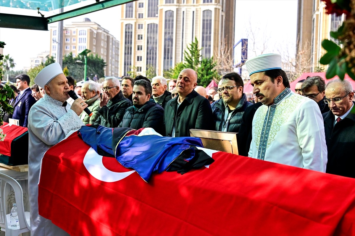 Bolu Kartalkaya Kayak Merkezi'ndeki Grand Kartal Otel'de çıkan yangında hayatını kaybeden Özyeğin...