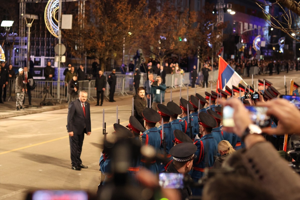 Bosna Hersek'in Banja Luka şehrinde, anayasaya aykırı olmasına rağmen "Sırp Cumhuriyeti (RS) Günü"...